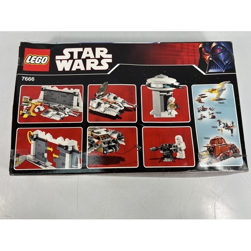 437 - LEGO set 7666 Hoth Rebel Base (no minifigures)