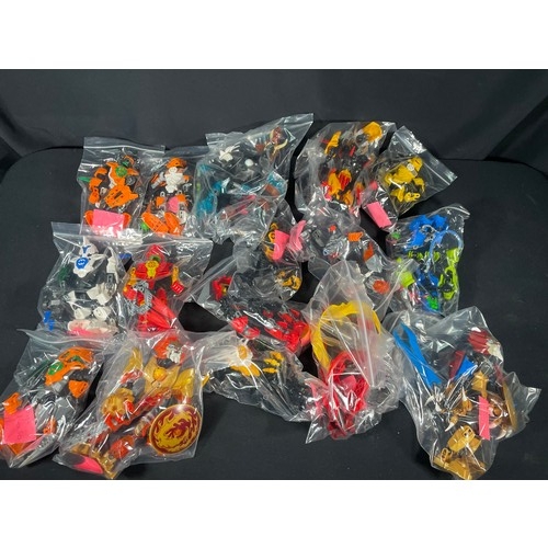 470 - 16 Built lego bionicles