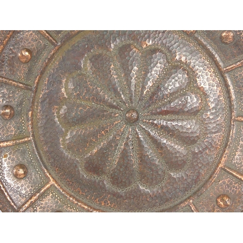 581 - Large late 19th Century copper wall charger signed to the rear and dated '95, approx 48cms in diamet... 