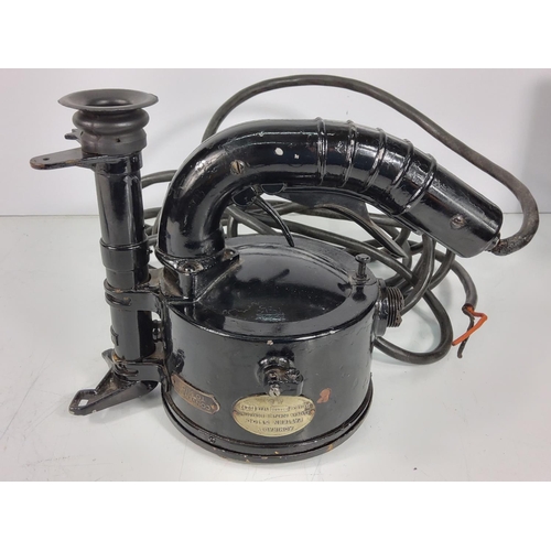 584 - Boxed vintage military signalling lamp, Admiralty pattern 8979A