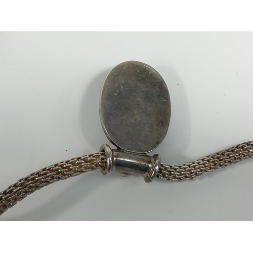 695 - Silver stone set pendant necklace