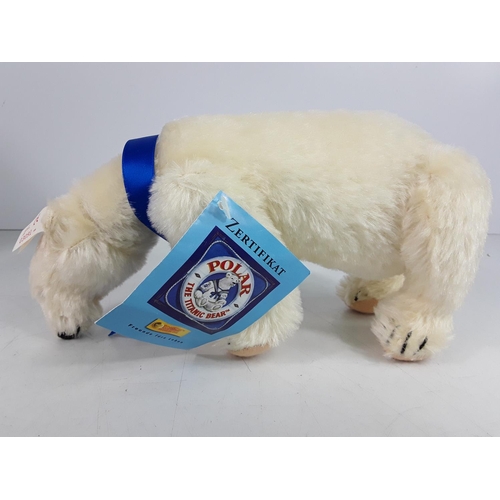 557 - Boxed collectable Steiff Polar bear