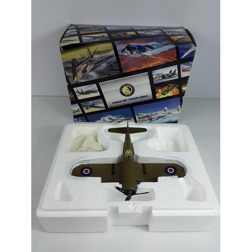 594 - Boxed P51 US AAF Mustang 98074, F40 Corsair (Franklin Mint) 98139 and an F6F3 Hellcat 98175