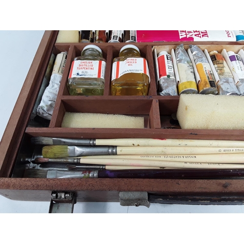 620 - Set of vintage Winsor & Newton artists materials in case