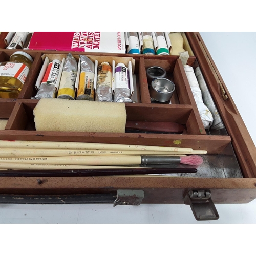 620 - Set of vintage Winsor & Newton artists materials in case