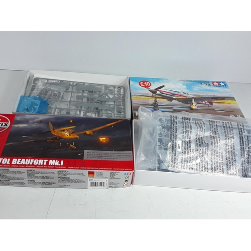 492 - 6 new and boxed models