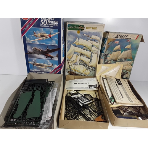 493 - Large selection of opened/started models