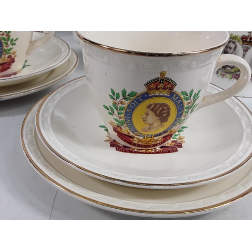 642 - Royal commemorative china