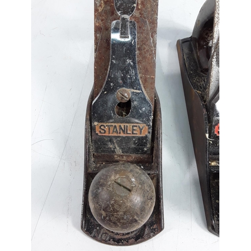 484 - 2 Stanley No 4 planes