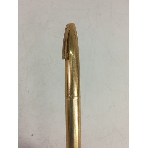 476 - 2 14ct gold nibbed Sheaffer fountain pens