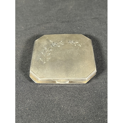 106 - Silver mirrored compact -Gross 104g