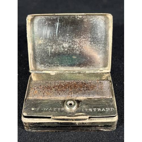 107 - Silver pill box -Gross 41g