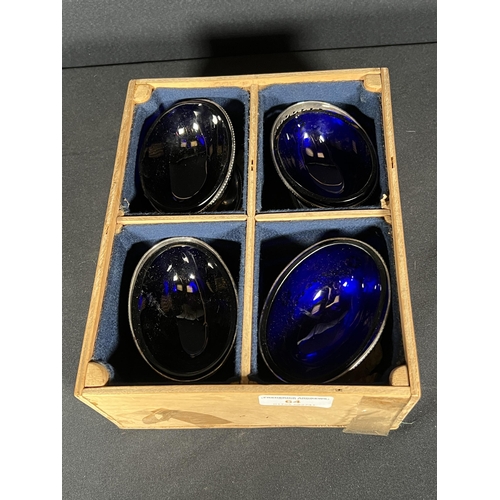 64 - set of 4 silver salts with blue glass liners - Silver weight 278g, 9cm x 6.5cm each