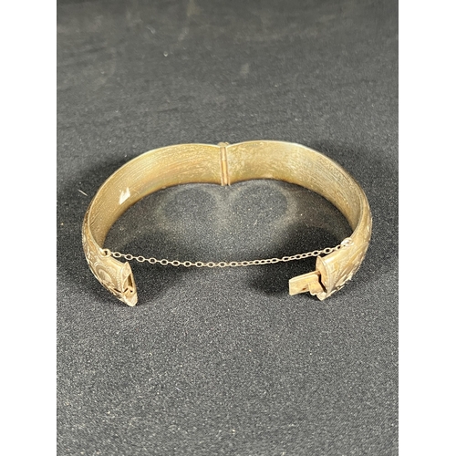 98 - Silver bangle -Gross 27g