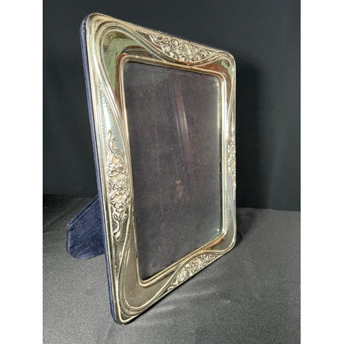 224 - Large silver photo frame overall approx 12