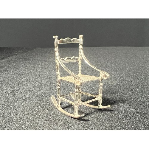 194 - Silver rocking chair 11.2g