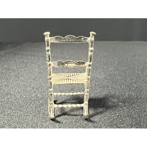 194 - Silver rocking chair 11.2g