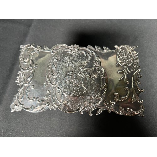 192 - Antique silver casket, terminated on 4 silver cabriole legs gross weight378.2g silver weight 228.2g ... 