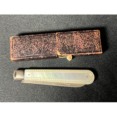 183 - silver bladed mother of pearl pen knife with original box