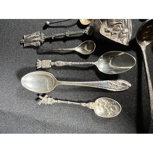 169 - Various silver spoons including mustard spoons and caddy spoons 147g