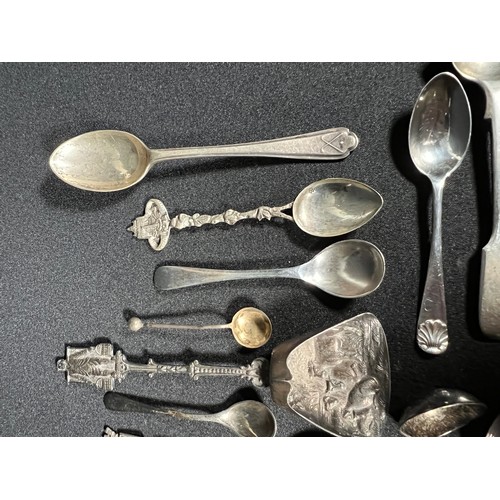 169 - Various silver spoons including mustard spoons and caddy spoons 147g