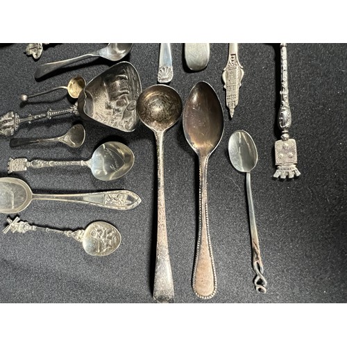 169 - Various silver spoons including mustard spoons and caddy spoons 147g