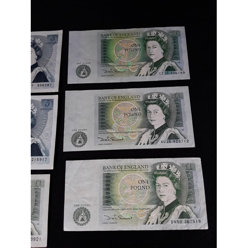 355 - 2 Vintage £5 notes and 5 £1 notes