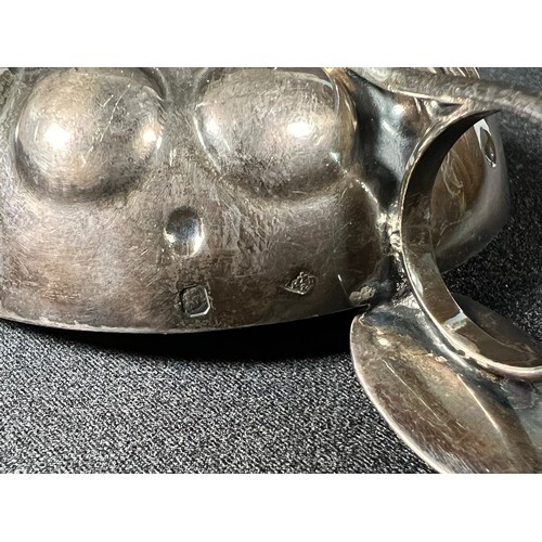 143 - Silver porringer - 77g