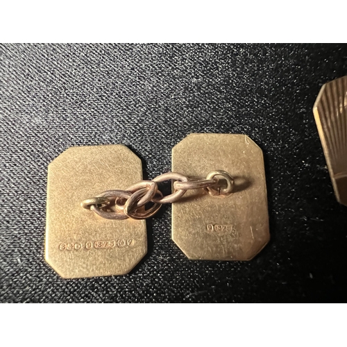 511 - Pair of 9ct gold cufflinks, 4.6g