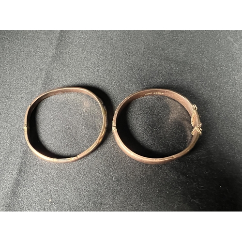 517 - 2 9ct gold bangles, 15g gross, diameter: 6cm