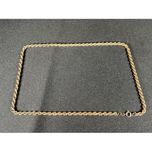 523 - 9ct gold rope twist chain, 5.6g, 47cm