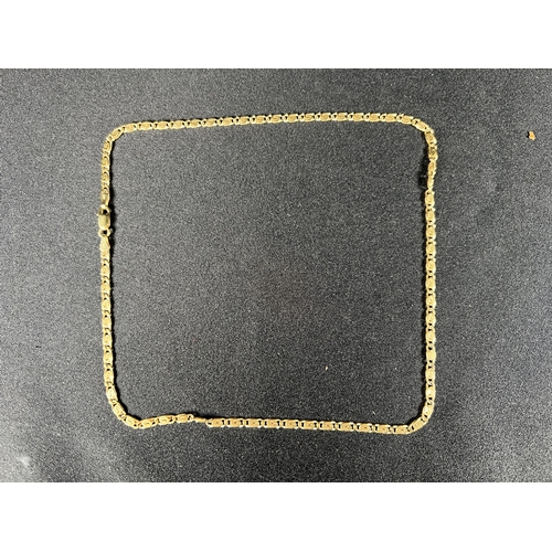 537 - 9ct gold unusual link necklace 10.2g, 45cm long