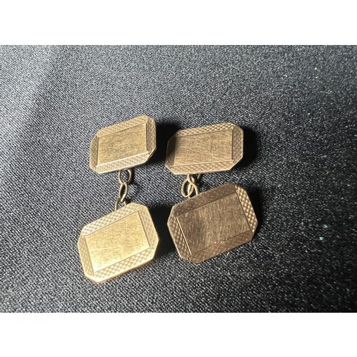 508 - Pair of 9ct gold cufflinks, 2.9g