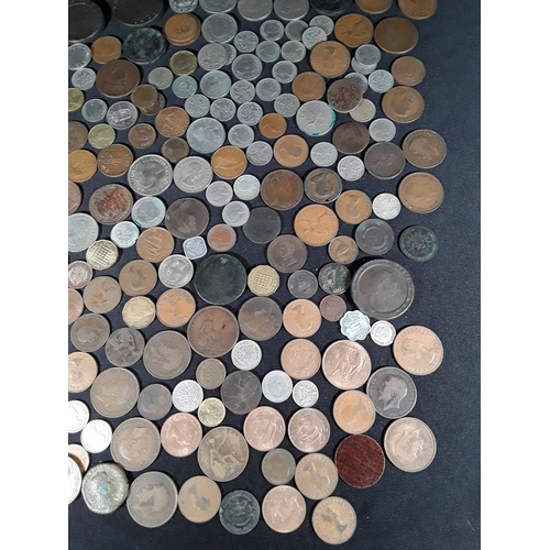 323 - Quantity of various coins