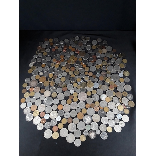 325 - Quantity of various coins