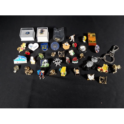 44 - Large qty of various pin badges