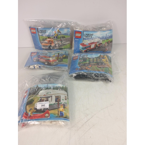 392 - 5  lego sets 60059, 60001, 60002, 60054 & 60057 - Logging truck, fire chief car, fire truck, light r... 