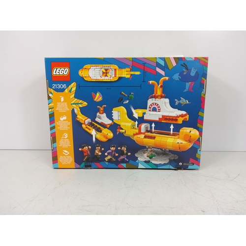 401 - Lego set 21306 Yellow Submarine