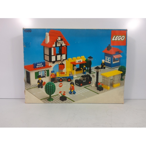 404 - Lego set 1589 1978 vintage town square