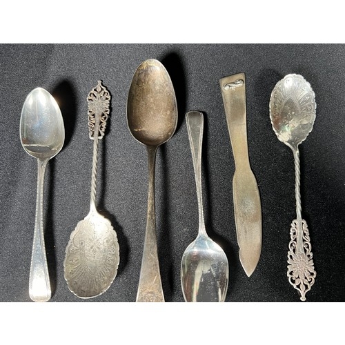 160 - Silver Bone marrow spoon, butter knife and 5 other silver spoons - gross 186g