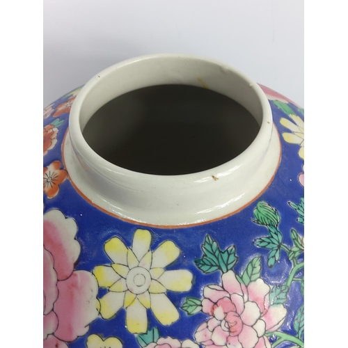 99 - Oriental ginger jar with wooden base, approx 46cms on base, 32cms off base