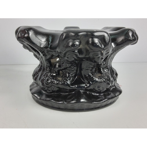 99 - Oriental ginger jar with wooden base, approx 46cms on base, 32cms off base