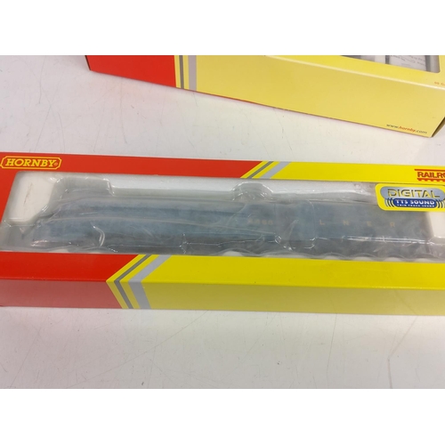 69 - Hornby engine and tender and carriage