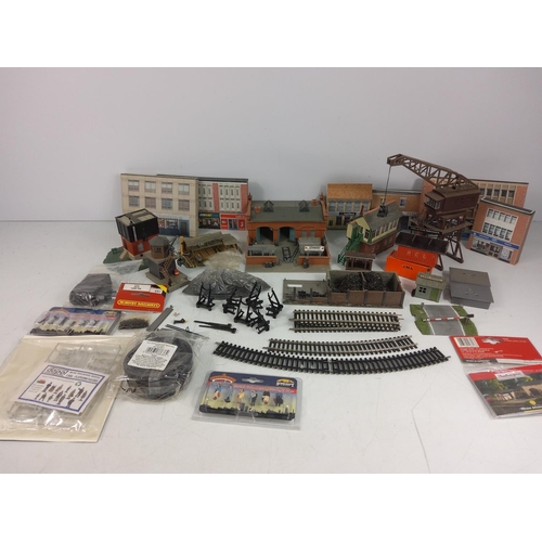 74 - A quantity of model railway sidings, accessories and people