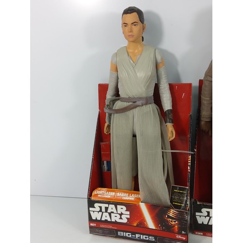 13 - Selection of Star Wars figures