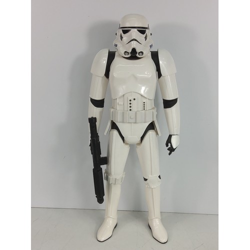 13 - Selection of Star Wars figures