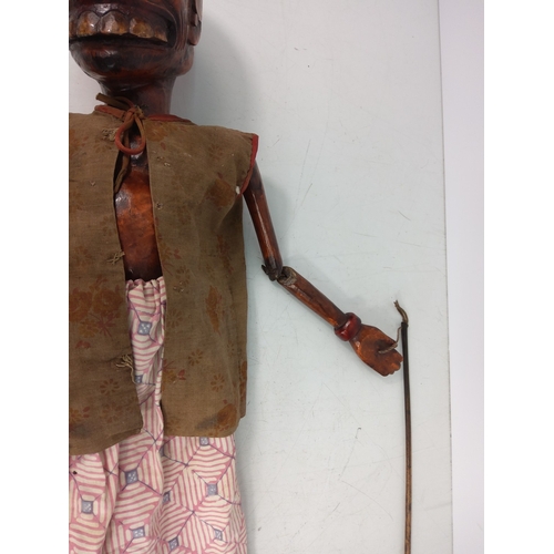 35 - Late 19th/early 20th Century hand carved Indonesian marionette puppet, 53cms in height