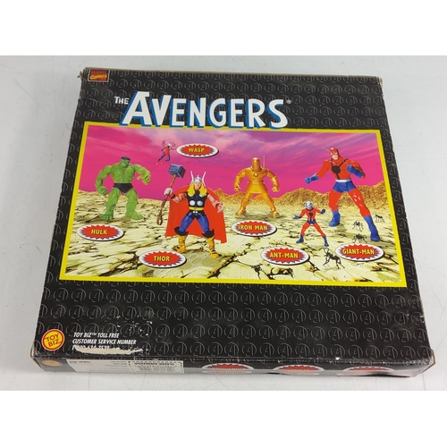 88 - Marvel Avengers Collectors set, missing Ant Man