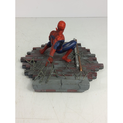 89 - Marvel Spiderman wall statue