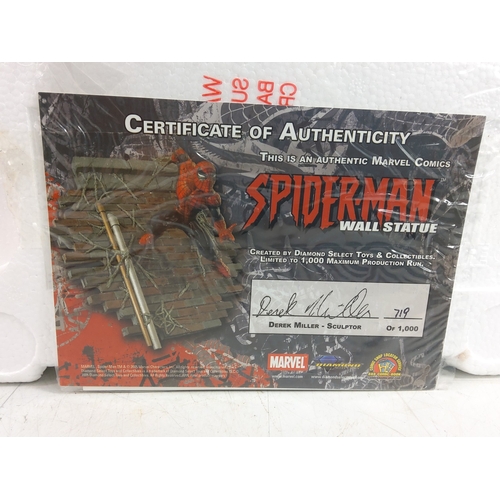 89 - Marvel Spiderman wall statue